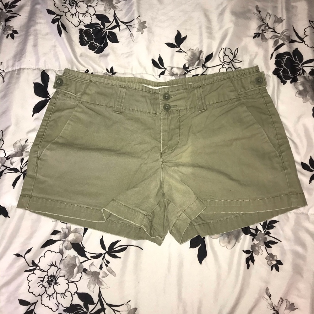 Favorite Chino Green Shorts